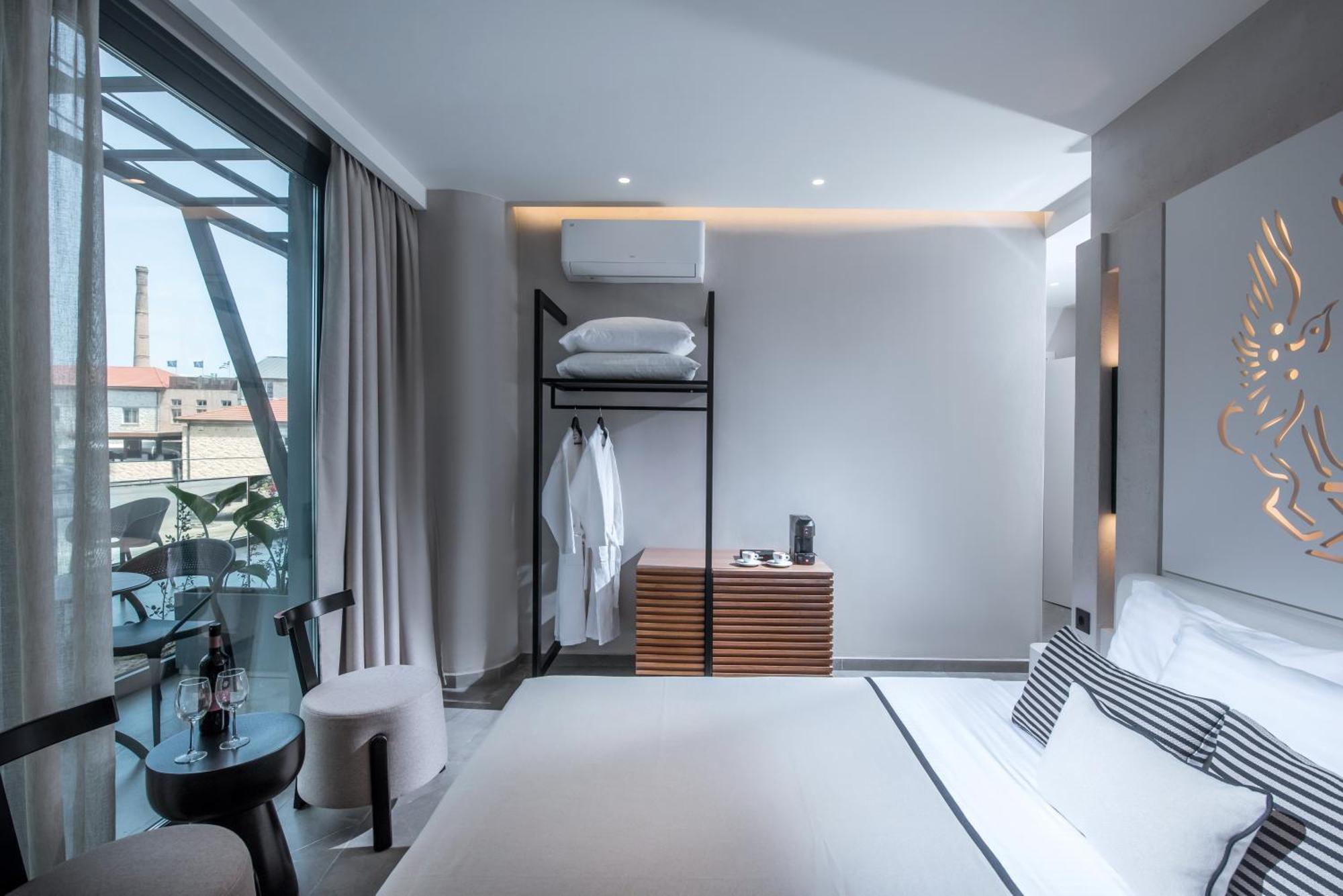Lavris City Suites Heraklion  ภายนอก รูปภาพ